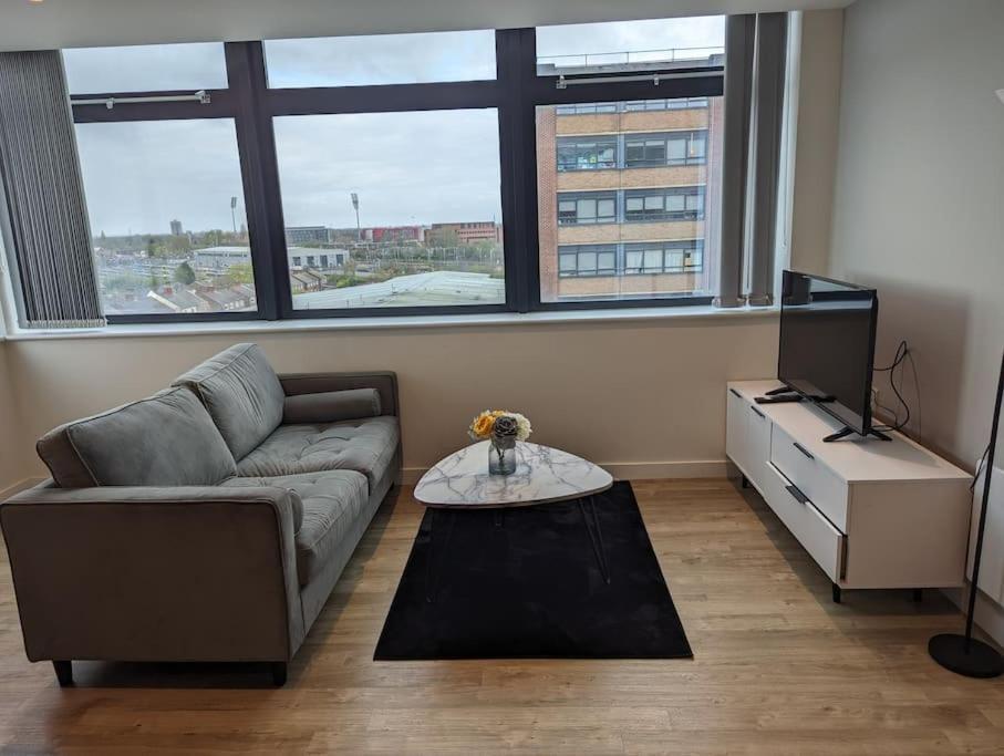 Lovely 1 Bed Apartment - Old Trafford Manchester Exterior photo
